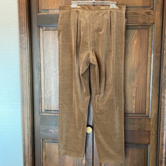 Ralph Lauren Plus Size 14 Brown two  pocket plush pants. Chevronish pattern - Picture 4 of 15